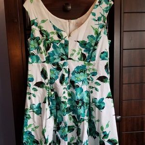 Dressbarn Green White Floral Tea Dress Size 16